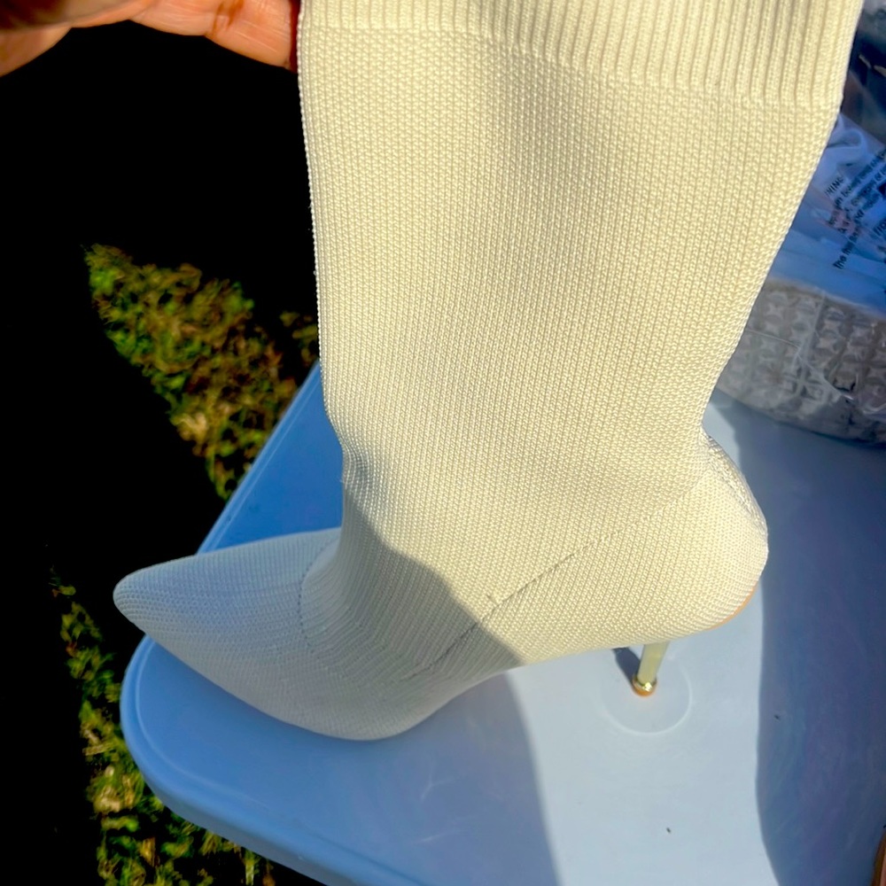 Basic Minimalist Stiletto Heeled Knit Boot.